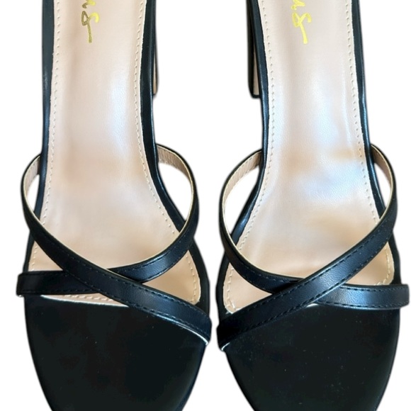 Lulus Black Platform Ankle Strap Block Heels Sandal NWOB - Picture 6 of 9